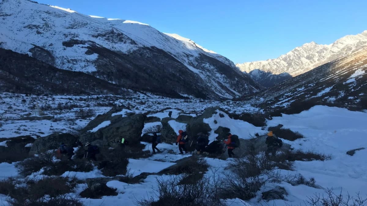 Langtang Gosaikunda Chisapani 15 Days Trek